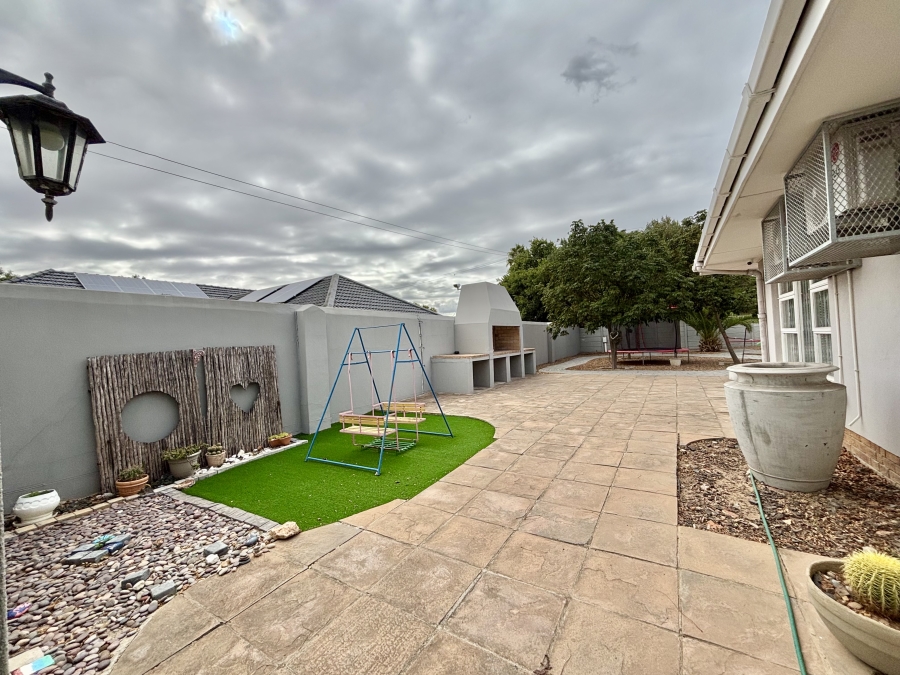To Let commercial Property for Rent in Valmary Park Western Cape